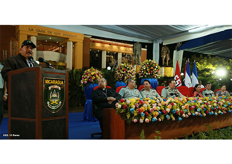 Daniel y Rosario presiden acto en saludo al 34 aniversario del Cuerpo Médico Militar