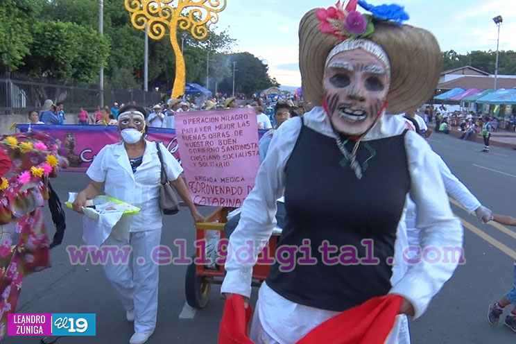La cultura nicaragüense recorre la Avenida de Bolívar a Chávez