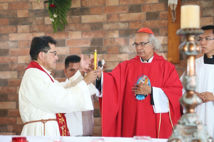 Cardenal Brenes celebra Misa de Confirmación en la Parroquia de Veracruz