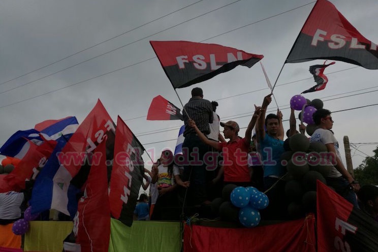 Se agitan las banderas de la Paz y la Alegría en San Rafael del Sur en respaldo a Daniel y Rosario