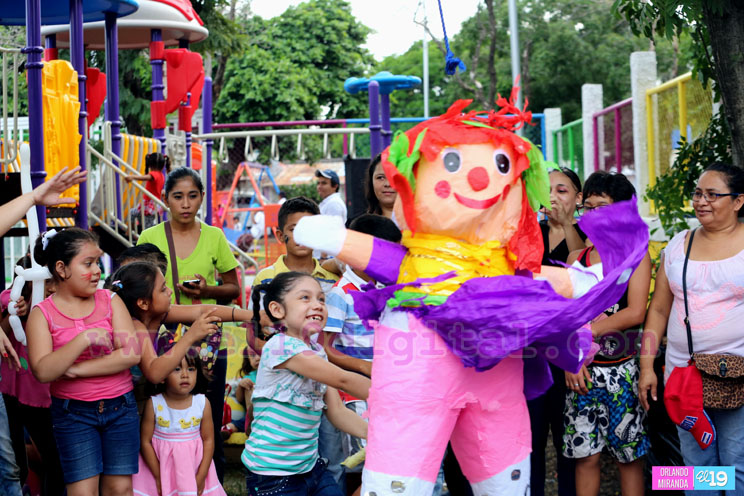 Familias de Managua con Daniel y Rosario por más y mejores victorias