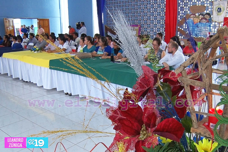 Estudiantes de las Escuelas Normales presentan proyectos para mejorar el aprendizaje en la Educación Primaria