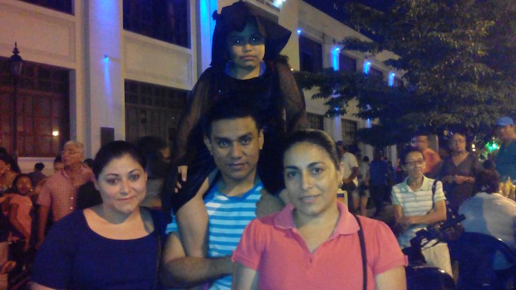 Familias de León disfrutaron de Festival de Gigantonas y Carnaval de Mitos y Leyendas