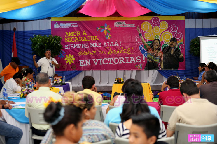 Gobierno y productores trabajan por una producción porcina amigable con el medio ambiente