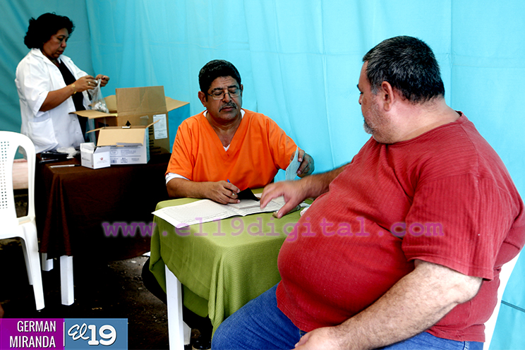 Instalan puestos médicos en cementerios de Managua