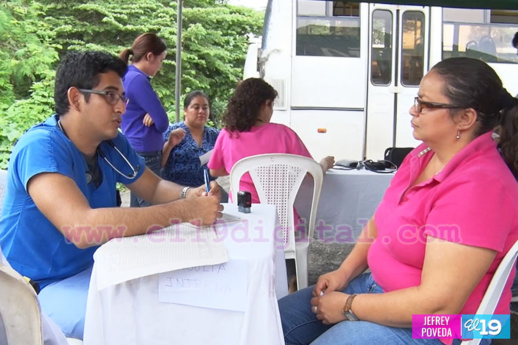 La salud llega con ferias y clínicas móviles a toda la población