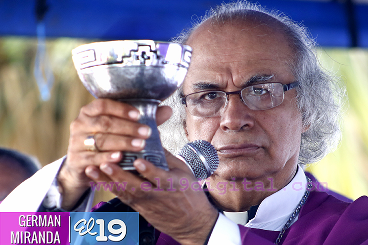 Cardenal Brenes oficia misa en conmemoración del Día de los Fieles Difuntos