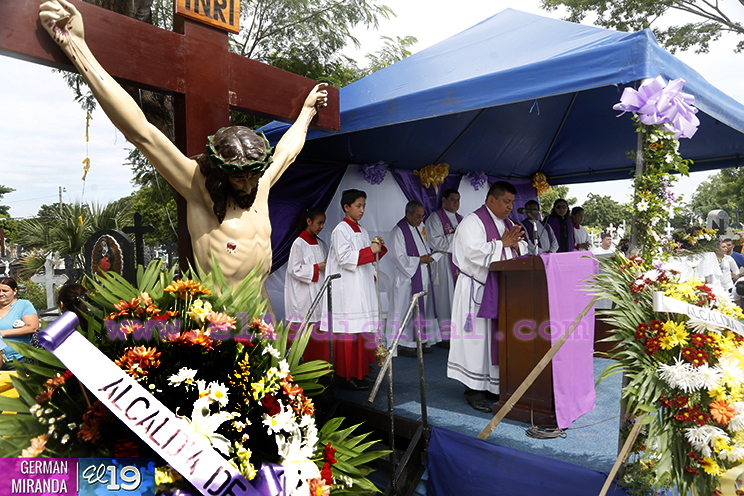 Cardenal Brenes oficia misa en conmemoración del Día de los Fieles Difuntos
