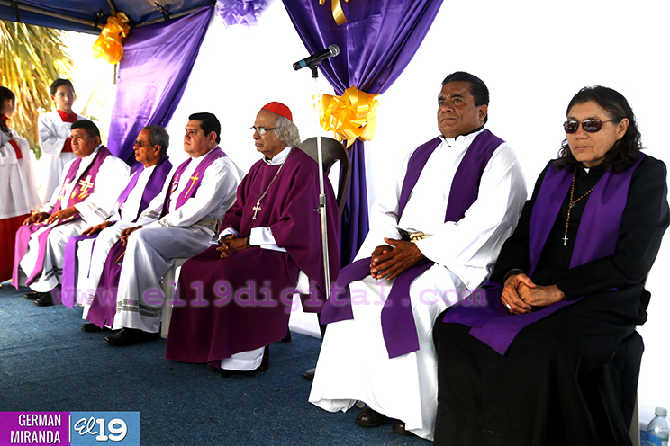 Cardenal Brenes oficia misa en conmemoración del Día de los Fieles Difuntos