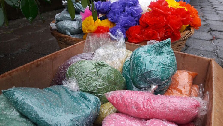 Masaya: Un Jardín de Flores para los fieles Difuntos