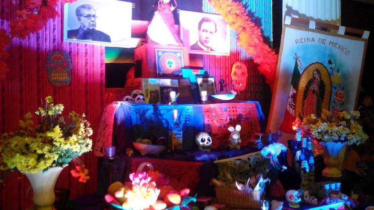 Inauguran Altar del Día de los Muertos dedicado a Rubén Darío y José Emilio Pacheco
