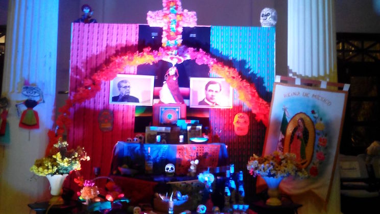 Inauguran Altar del Día de los Muertos dedicado a Rubén Darío y José Emilio Pacheco