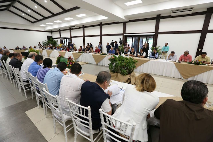 Autoridades nicaragüenses se reúnen con invitados y expertos electorales