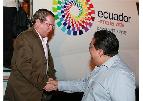 Canciller y Ministro del Interior de Ecuador arriban a Managua