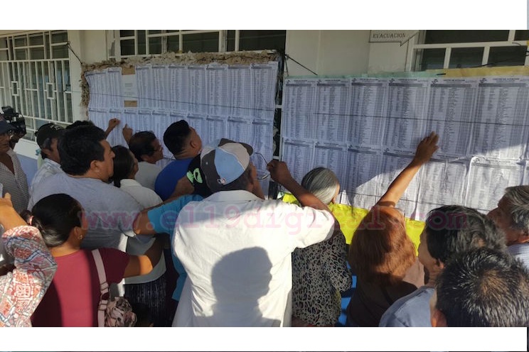 Masiva asistencia a centros de votación en Ciudad Belén 