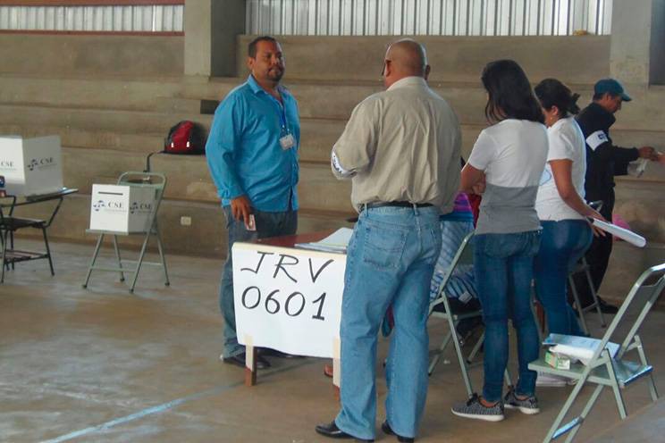 En paz y tranquilidad dio inicio en proceso electoral en Carazo