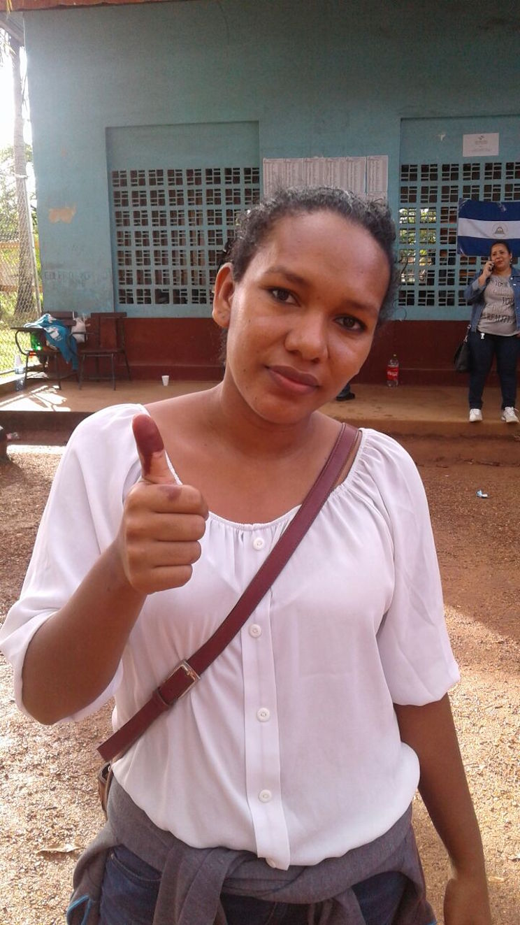 Costeños salen a votar masivamente