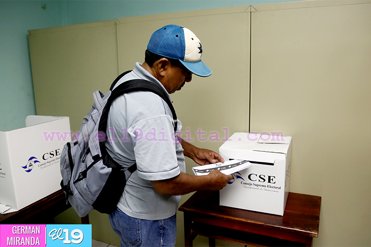 Pobladores del distrito III ejercen su derecho al voto en paz y tranquilidad