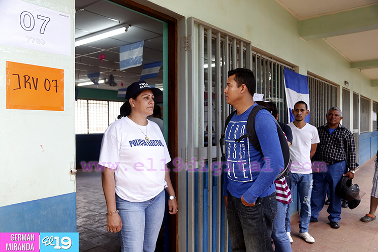 Pobladores del distrito III ejercen su derecho al voto en paz y tranquilidad