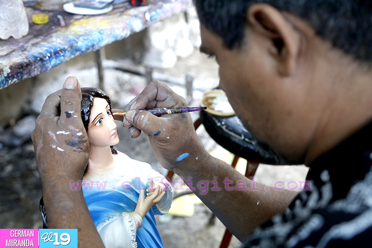 Artesanos nicaragüenses logran darle un toque realista a la imagen de la Virgen María