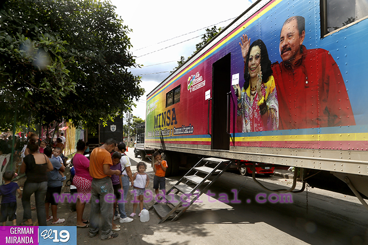 Clínicas móviles atienden a más familias en Managua