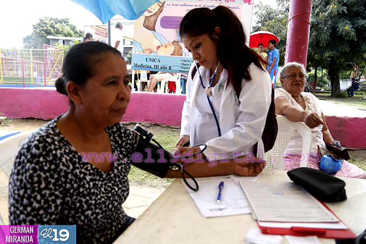 Clínicas móviles atienden a más familias en Managua