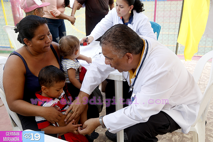 Clínicas móviles atienden a más familias en Managua