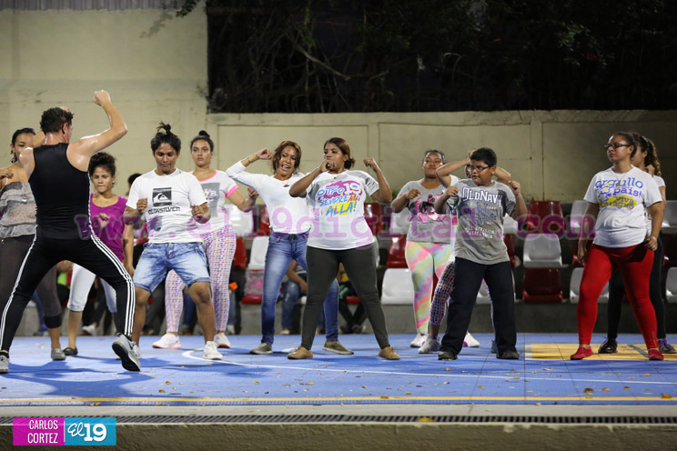 Noches de Zumba y Aeróbicos en el Parque Japonés