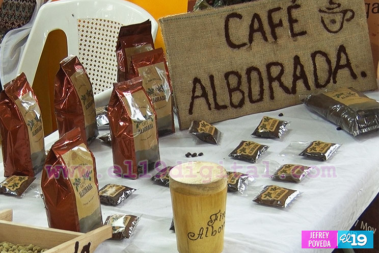 El café, poderoso energizante que podés llevar en el cuello