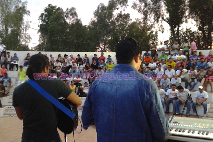 Jóvenes de Managua celebran con música los Tiempos de Victoria