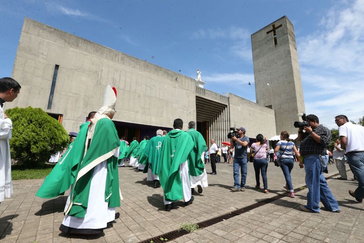 Cardenal Leopoldo Brenes preside Solemne Eucaristía de Clausura del Año de la Misericordia 