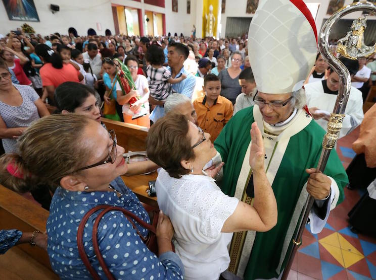 Cardenal Leopoldo Brenes preside Solemne Eucaristía de Clausura del Año de la Misericordia 