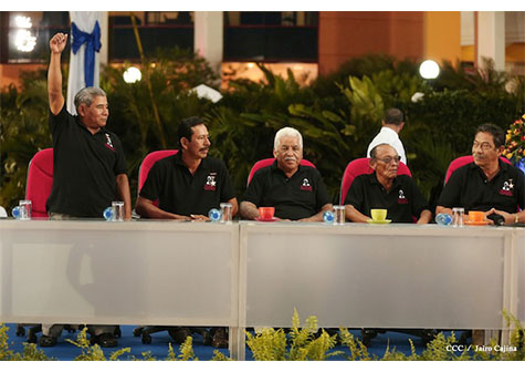 Daniel y Rosario conmemoran 35 aniversario del Asalto al Palacio Nacional
