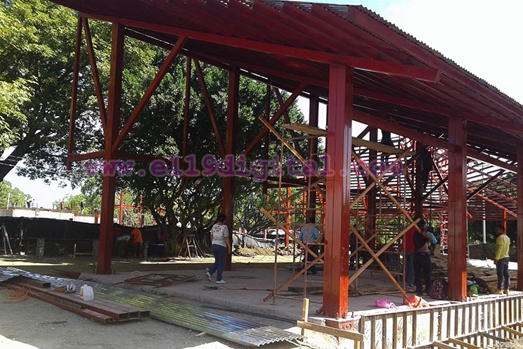 Tiangues del Pan y el Maíz podrían estar concluidos a finales de diciembre