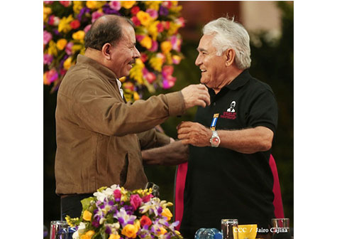 Daniel y Rosario conmemoran 35 aniversario del Asalto al Palacio Nacional