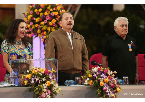 Daniel y Rosario conmemoran 35 aniversario del Asalto al Palacio Nacional