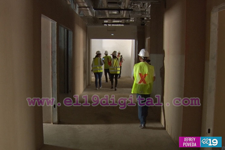 Visitan construcción del Hospital Occidental para evaluar impacto social