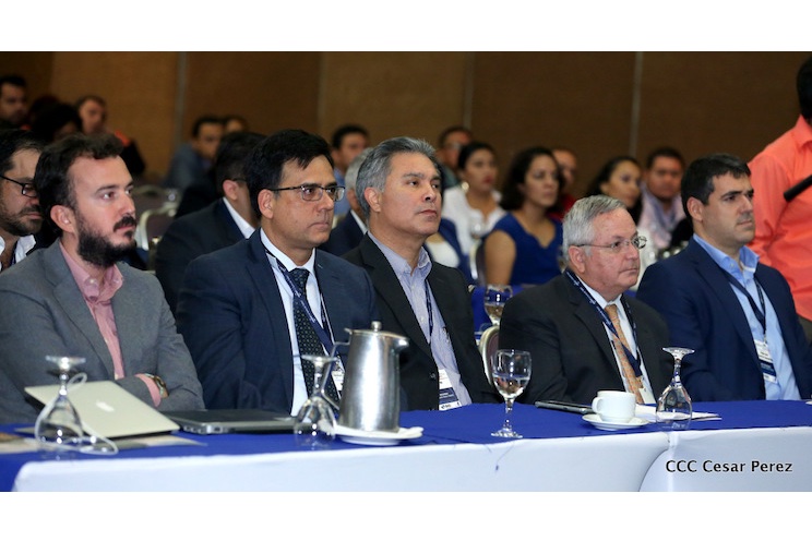 Presidente Daniel clausura V Foro Regional "Conectividad para Todos" del CEABAD