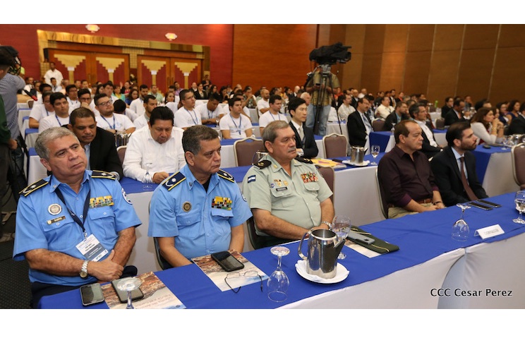 Presidente Daniel clausura V Foro Regional "Conectividad para Todos" del CEABAD