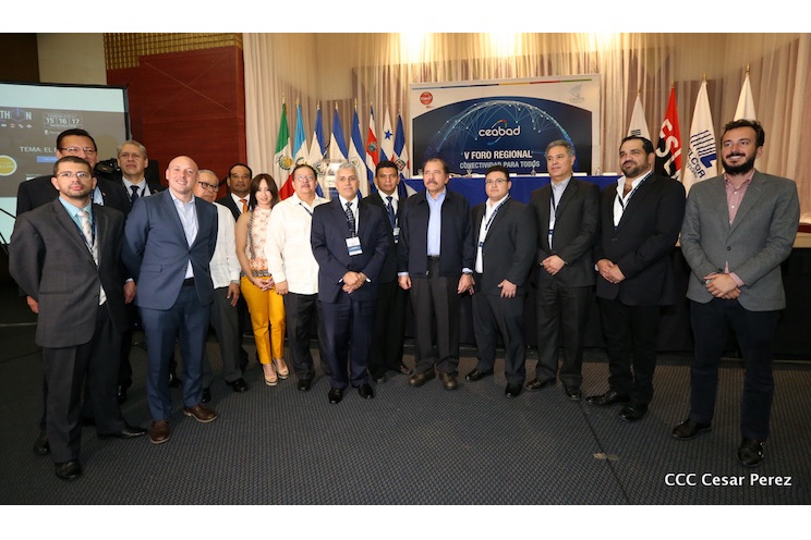 Presidente Daniel clausura V Foro Regional "Conectividad para Todos" del CEABAD