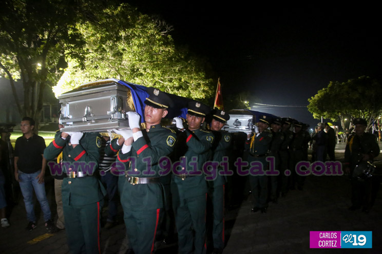 Ejercito rinde homenaje póstumo a cadetes fallecidos en cumplimiento del deber