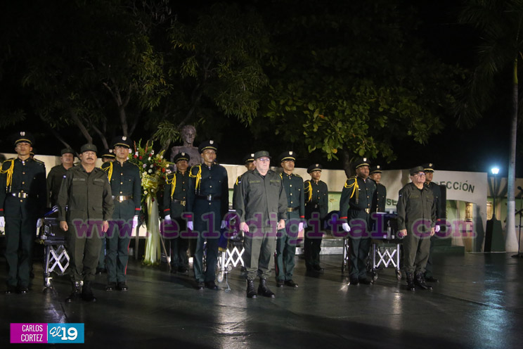 Ejercito rinde homenaje póstumo a cadetes fallecidos en cumplimiento del deber