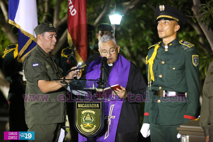 Ejercito rinde homenaje póstumo a cadetes fallecidos en cumplimiento del deber