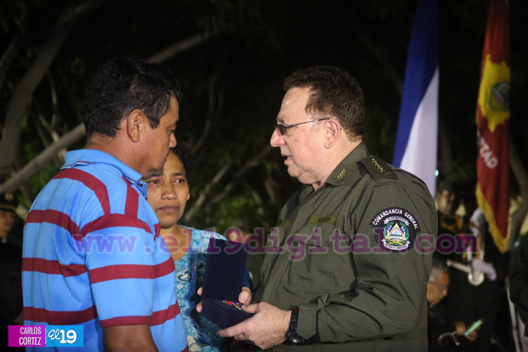 Ejercito rinde homenaje póstumo a cadetes fallecidos en cumplimiento del deber