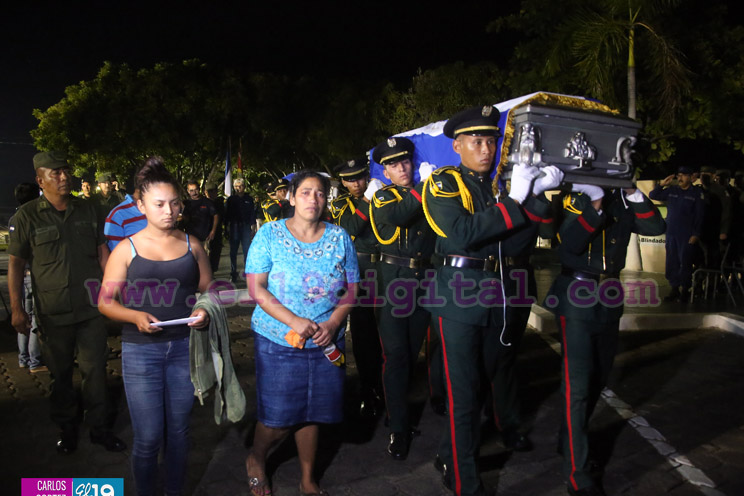 Ejercito rinde homenaje póstumo a cadetes fallecidos en cumplimiento del deber