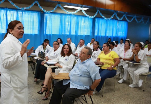 Especialistas cubanos finalizan visitas a centros hospitalarios de todo el país