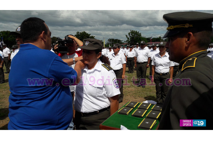 Sistema Penitenciario celebra 37 aniversario con ceremonia de ascenso en grados
