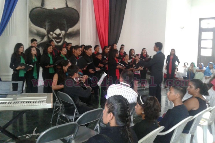 FLADEMNIC realiza quinto Festival Coral Navideño
