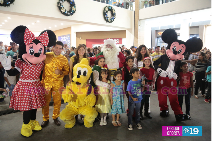 Llegó la Navidad a Galería Santo Domingo con muchas ofertas