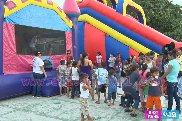 Niños comienzan a disfrutar sus vacaciones en parques de Managua